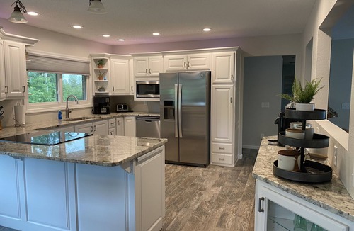 Grand Rapids House | .Beautiful, spacious lake home with level elevation to sandy beach.