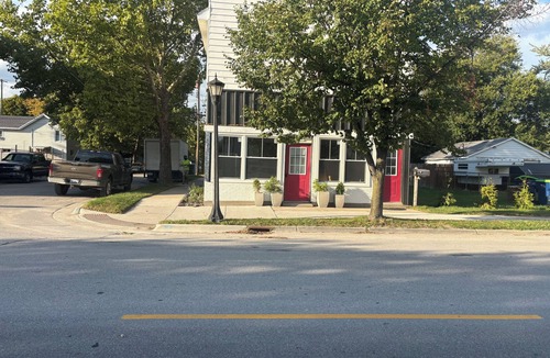Bay City Apartment | Beautiful Studio apartment with AC, Riverside in delightful Bay City!