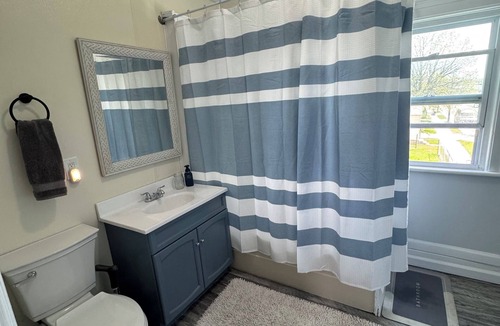 Bay City Apartment | Beautiful Studio apartment with AC, Riverside in delightful Bay City!