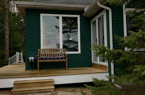 Harrisville Cottage | Beautiful studio cottage! Sandy Beachfront at your door step! Amazing sunrises!