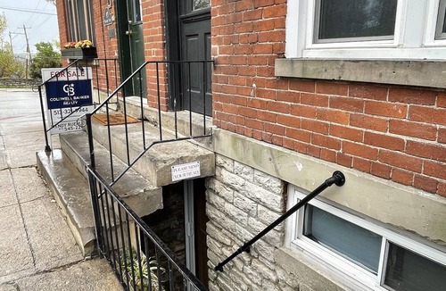 Mount Adams Apartment | Beautiful Studio on the Park in the Heart of Mt. Adams