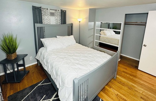 Milwaukee House | Beautiful Townhome!!!! Accepting Traveling Nurses