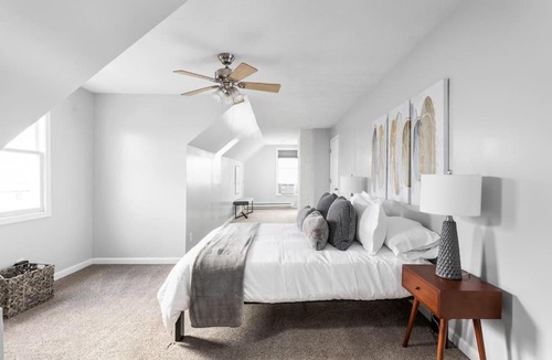Kennedy King House | Beautiful Townhouse in Amazing Central Location