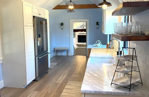Orleans House | BEAUTIFUL WATERFRONT HOME, WALK TO TOWN - In Charming Orleans!
