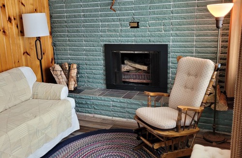 Lexington Cottage | Beautifull lake view just 200 ft from beach access