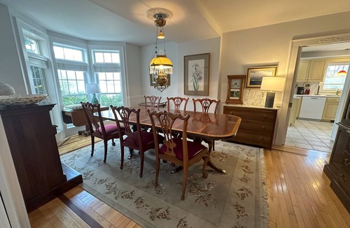 Brewster House | Beautifully Appointed, Comfortable, Amazing Deck, Central Air