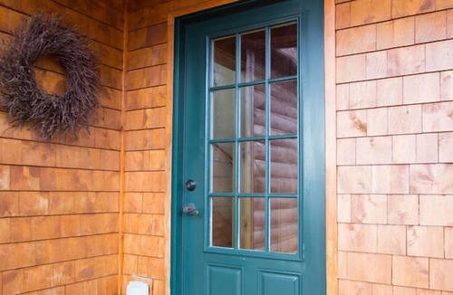 Bethel Ski Chalet | Beautifully maintained mountain chalet, 7 minutes from Bethel, 15 minutes to Sunday River