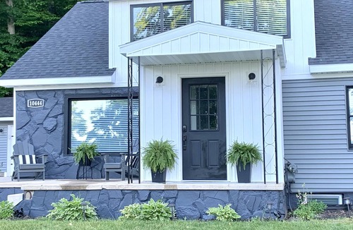 Traverse City House | Beautifully Remodeled M22 Property Across from Grand Traverse Bay! 2022-86