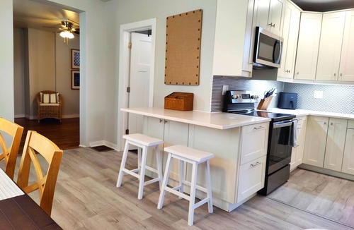Dayton House | Beautifully remodeled single story cottage close to downtown Cincinnati!