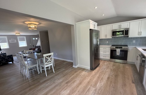 Campground Landing House | Beautifully Renovated Home 1/2 Mile from Campground Beach
