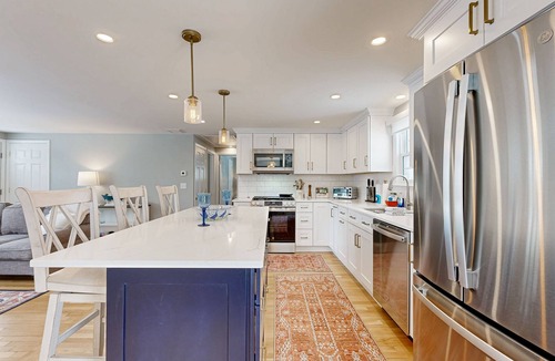 East Dennis House | Beautifully renovated home near Scargo Lake with deck, W/D, AC, games, & yard