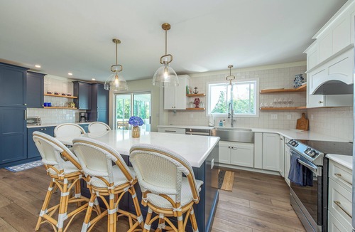 Mid-Coast and Islands House | Beautifully renovated 4BR, 2BA pet friendly home with ocean views and access