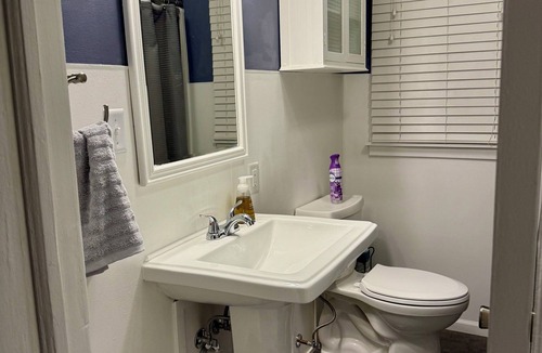 Dickinson House | Beautifully restored, fully furnished 3 bedroom home one block from downtown