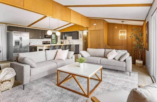 Green Lake House | Beauty on the Bay - Norwegian Bay Green Lake