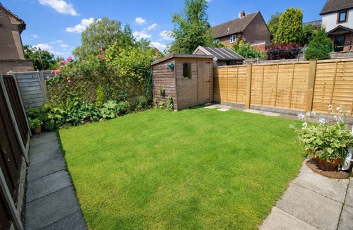 Wing Cottage | Beckside Garden Brampton - sleeps 4 guests in 2 bedrooms