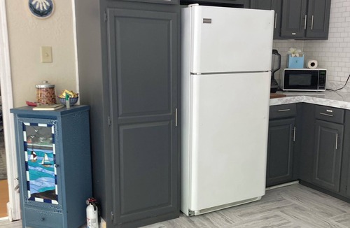 Rome Cottage | Belgrade Lakes Cottage w/Long Pond beach access close to Augusta, Colby College