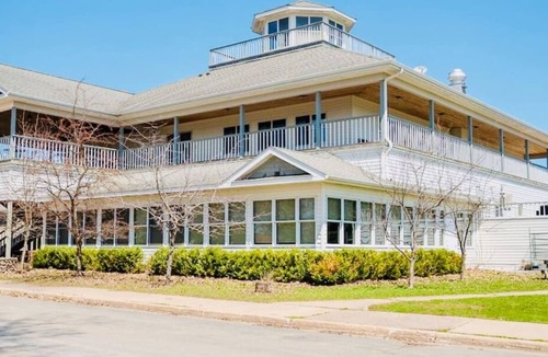 La Pointe Apartment | Bell Street Lodging-Suite