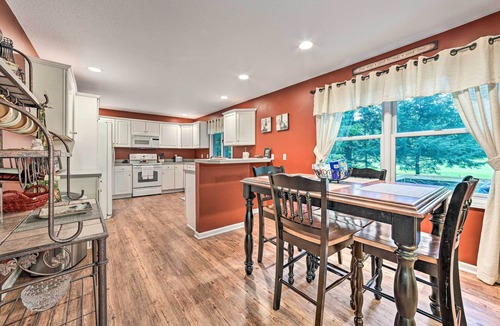 Mancelona House | Bellaire Ski Escape ~ 1 Mile to Schuss Mountain!