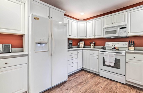 Mancelona House | Bellaire Ski Escape ~ 1 Mile to Schuss Mountain!
