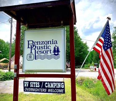Benzonia Resort | Benzonia Rustic Resort