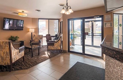 Grove City Hotel | Best Western Executive Inn