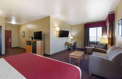 Sidney Hotel | Best Western Golden Prairie Inn & Suites