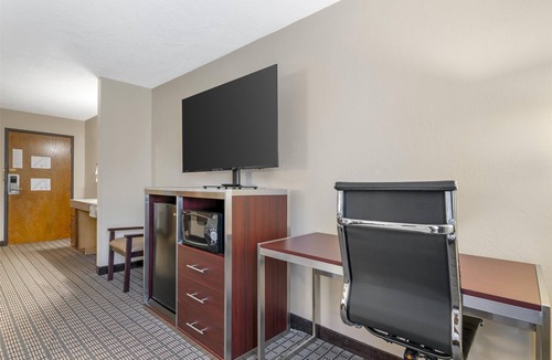 Sturgeon Bay Hotel | Best Western Maritime Inn