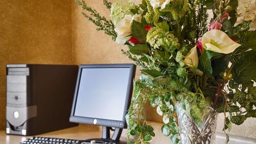 Hubbard Hotel | Best Western Penn-Ohio Inn & Suites