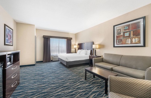 Wichita Hotel | Best Western Plus Eastgate Inn & Suites