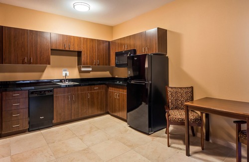 Hudson Hotel | Best Western Plus Hudson Hotel & Suites