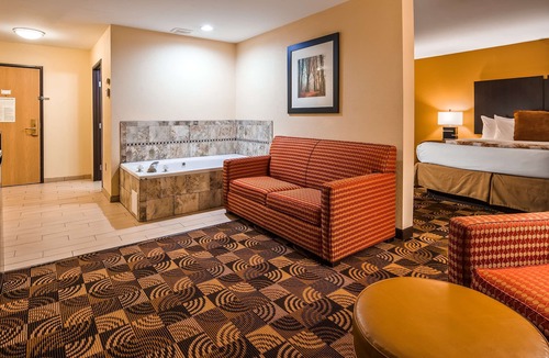 Harrison Hotel | Best Western Plus Whitewater Inn