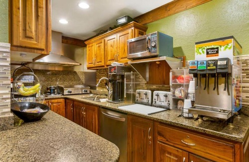 Red River Hotel | Best Western Rivers Edge