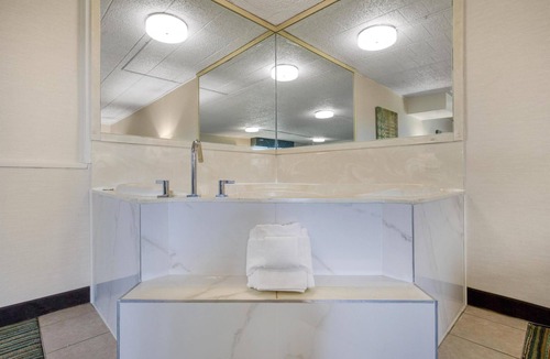 Woodhaven Hotel | Best Western Woodhaven Inn