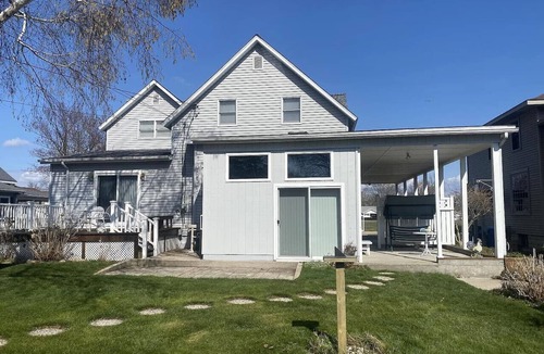 Ludington House | Big home - walk to the beach - First year offered