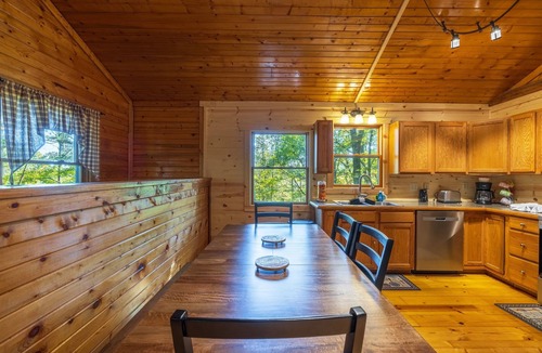 Rockbridge Cabin | Big Oak Cabin (Hocking Hills area)