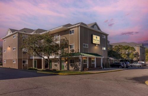 Jeffersontown Hotel | Birch Hill Suites Louisville