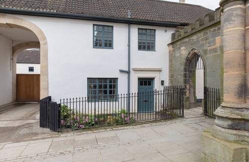 North Bitchburn Cottage | BISHOP LIGHTFOOT COTTAGE, pet friendly in Bishop Auckland