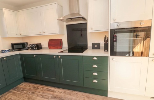 Amble House | BISLEY HOUSE, pet friendly, country holiday cottage in Amble