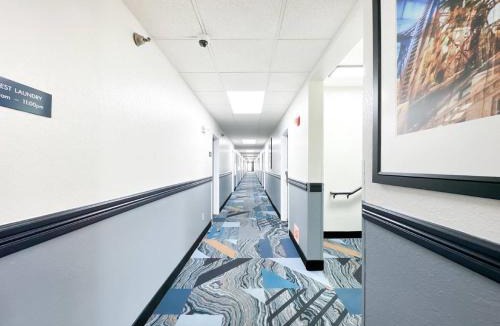 Blaine Hotel | Blaine Town Inn & Suites