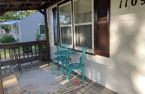Hastings Cottage | Blue Door Cottage on Webster
