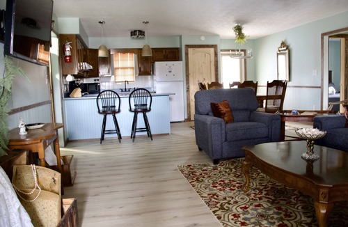 Sloans Valley House | Blue Lagoon At Villager Resort