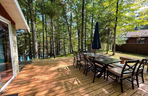 Minocqua House | Blue Lake Cottage - Pet Friendly Rental
