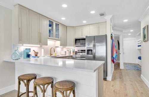 Santa Rosa Beach Apartment | Blue Mountain Beach Villas 113