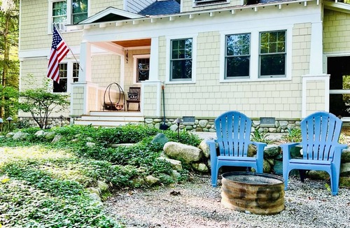 Beulah Cottage | Blue Ridge Cottage- Charming 3-bedroom 2-bath on Crystal Lake