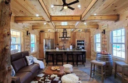 Frenchburg Cabin | Blue Sky Cabin Red River Gorge - Hot Tub Wi-Fi