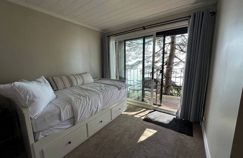 Tofte Condo | Blue Water Escape at Gull Harbor on Lake Superior