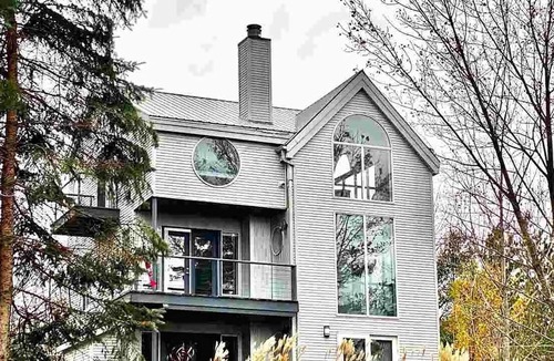 East Jordan House | Blue Water Peak