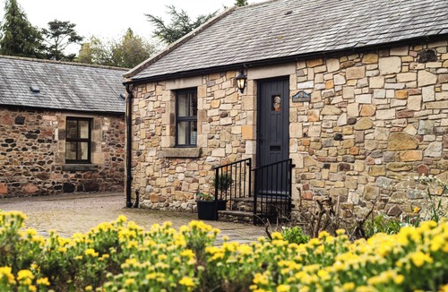 Akeld Cottage | BLUEBERRY COTTAGE, family friendly, country holiday cottage in Wooler