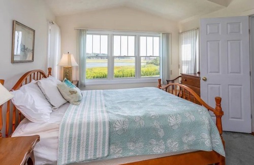 Higgins Beach Cottage | Blueberry Cottage, Higgins Beach, Scarborough, ME