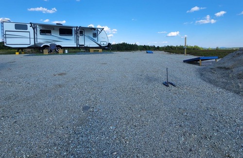Ellsworth House | Blueberry Retreat! Camper with water, heat, ac, and power in a blueberry field